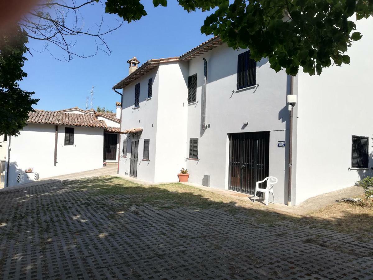 Case In Campagna Con Piscina A Todi Exterior photo